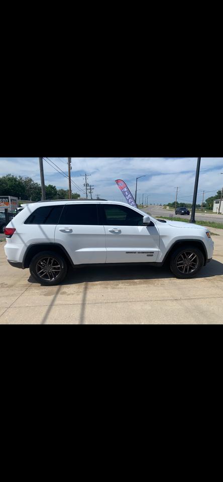 Jeep Grand Cherokee Laredo 2WD 2016