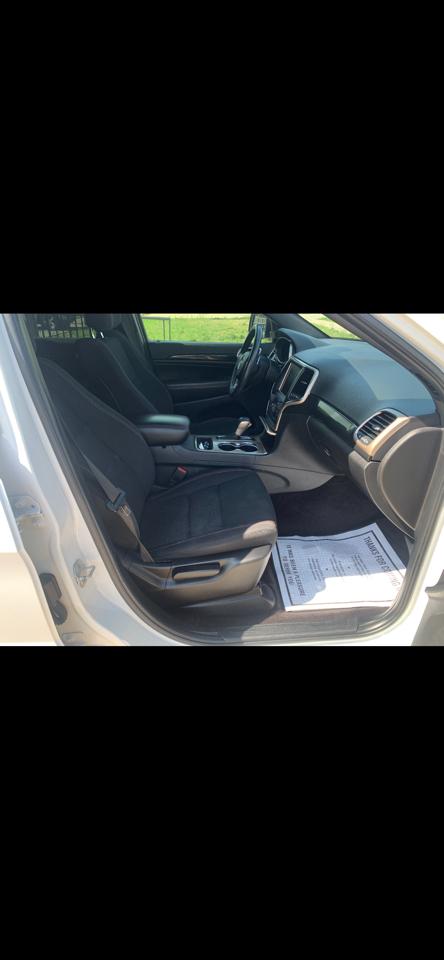Jeep Grand Cherokee Laredo 2WD 2016