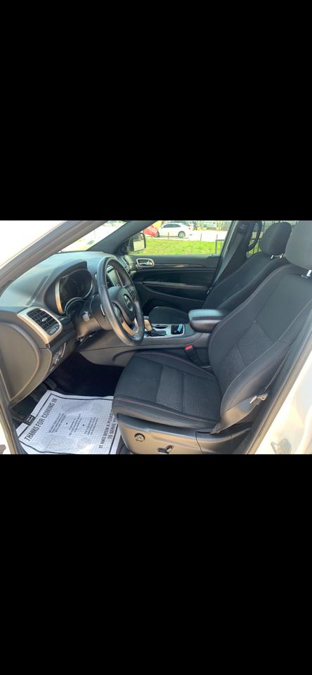 Jeep Grand Cherokee Laredo 2WD 2016