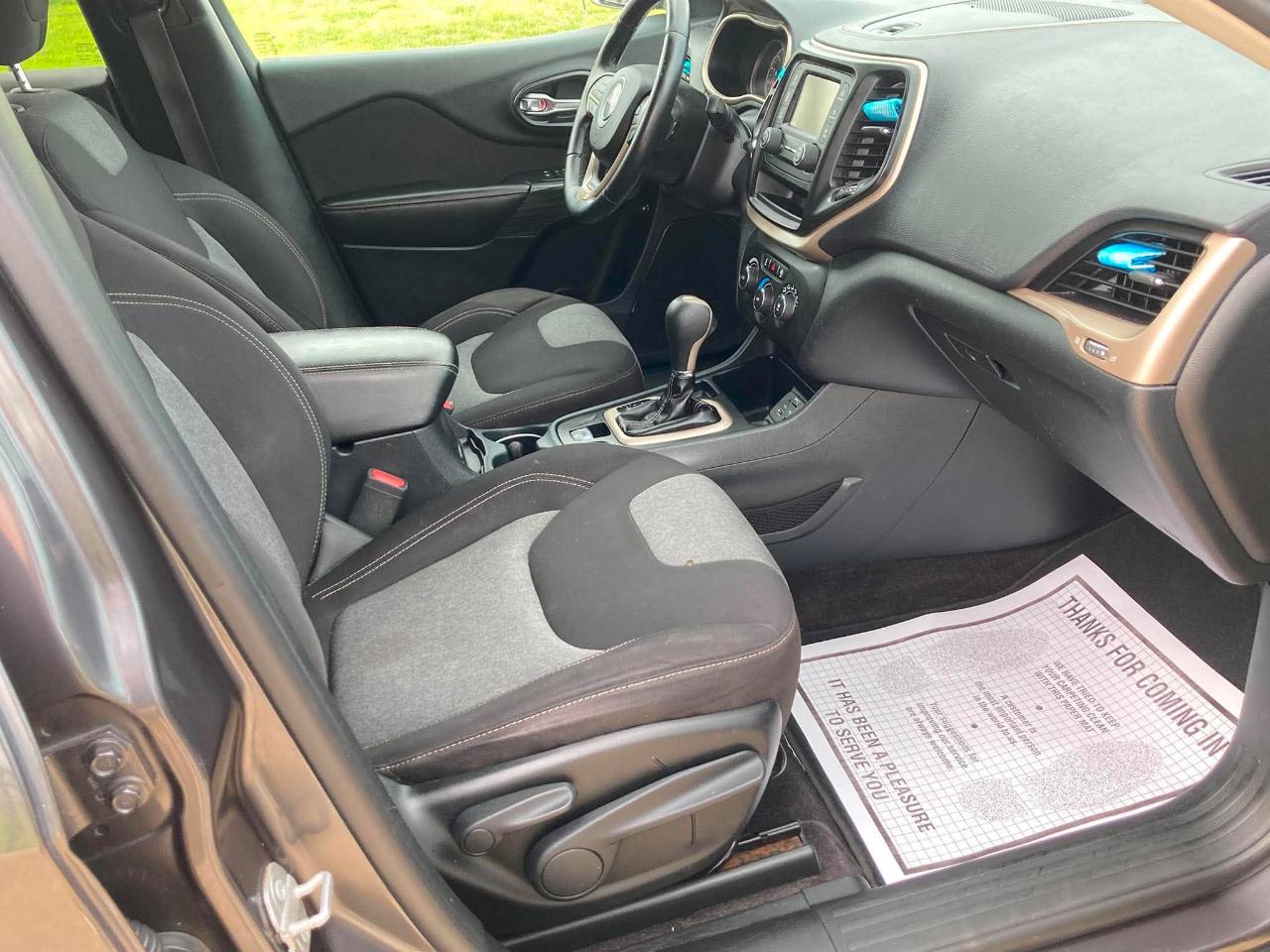 Jeep Cherokee Sport FWD 2016