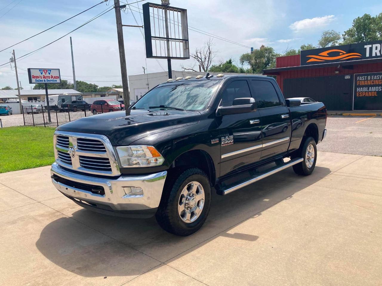 RAM 2500 SLT Crew Cab SWB 4WD 2017