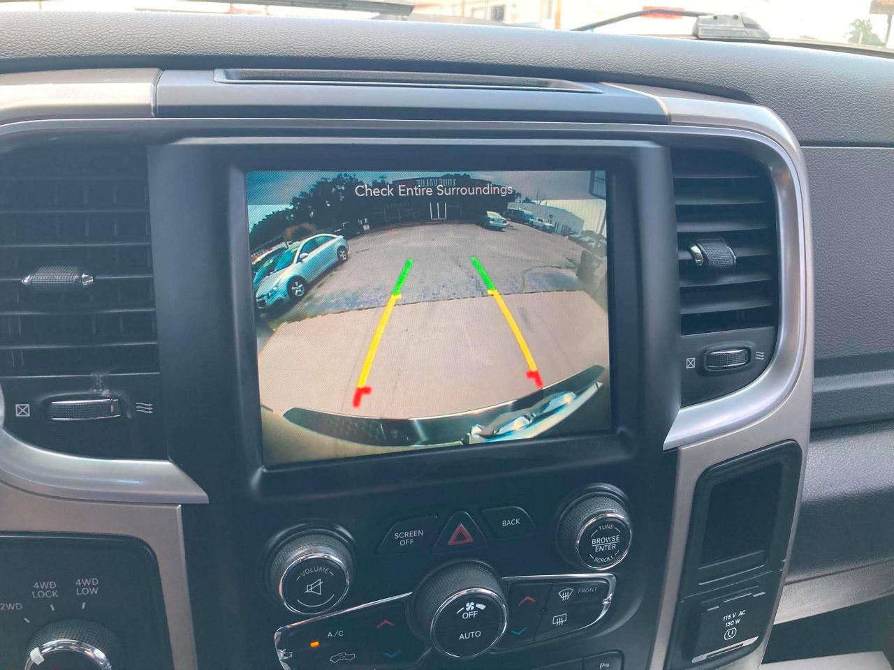 RAM 2500 SLT Crew Cab SWB 4WD 2017
