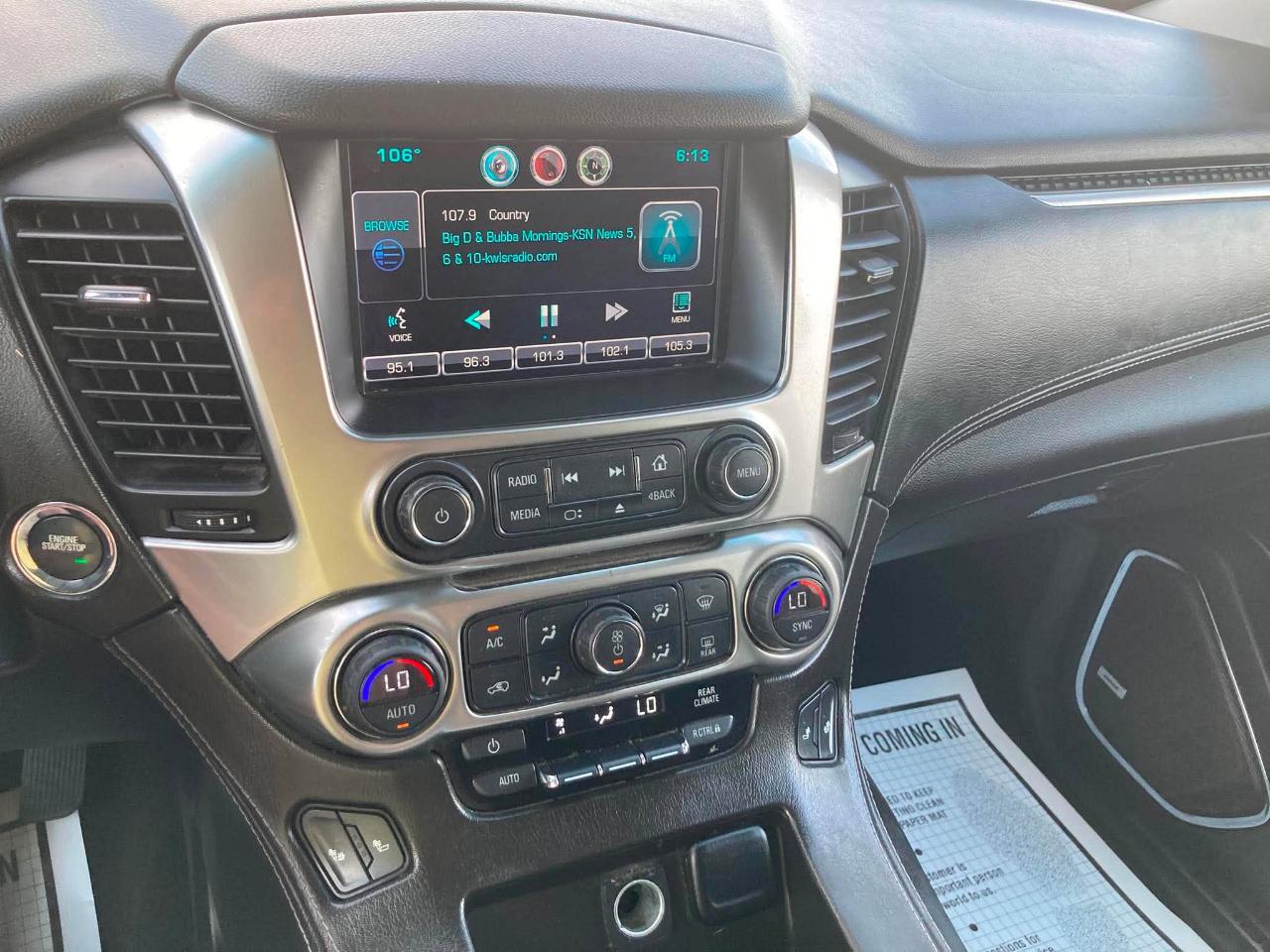 Chevrolet Suburban LT 1500 4WD 2015
