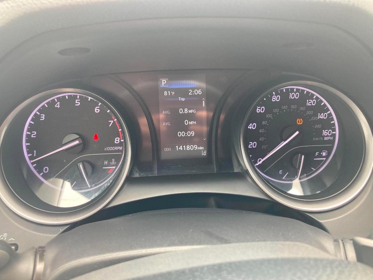 Toyota Camry SE 2021