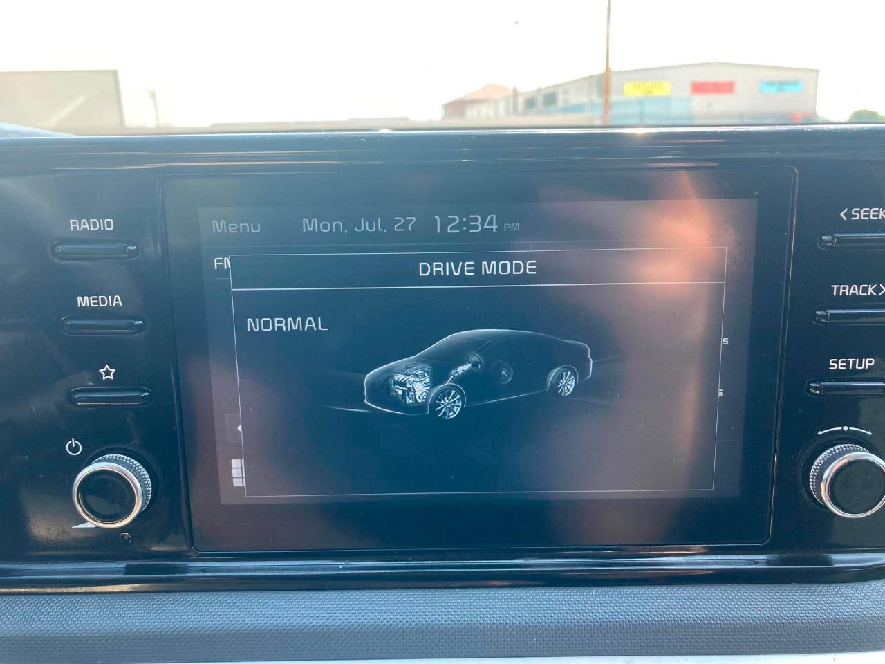 Kia K5 LX 2021