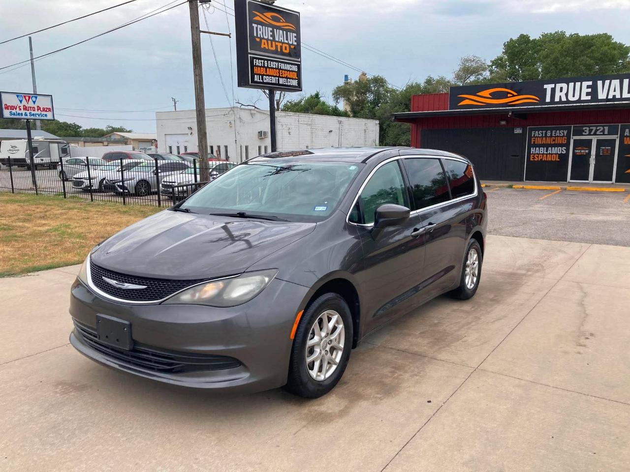 Chrysler Pacifica Touring 2017