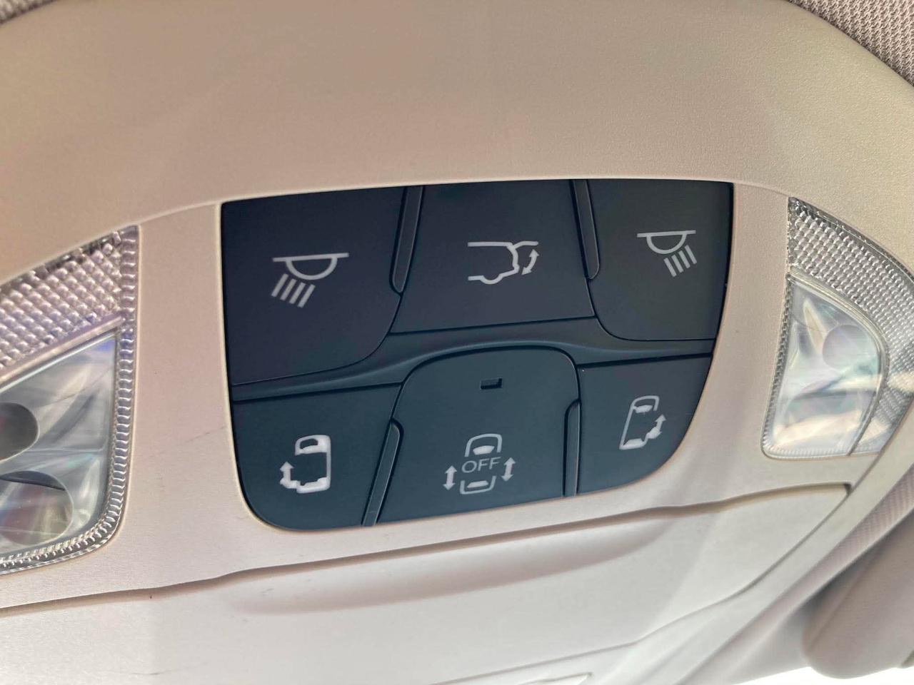 Chrysler Pacifica Touring 2017