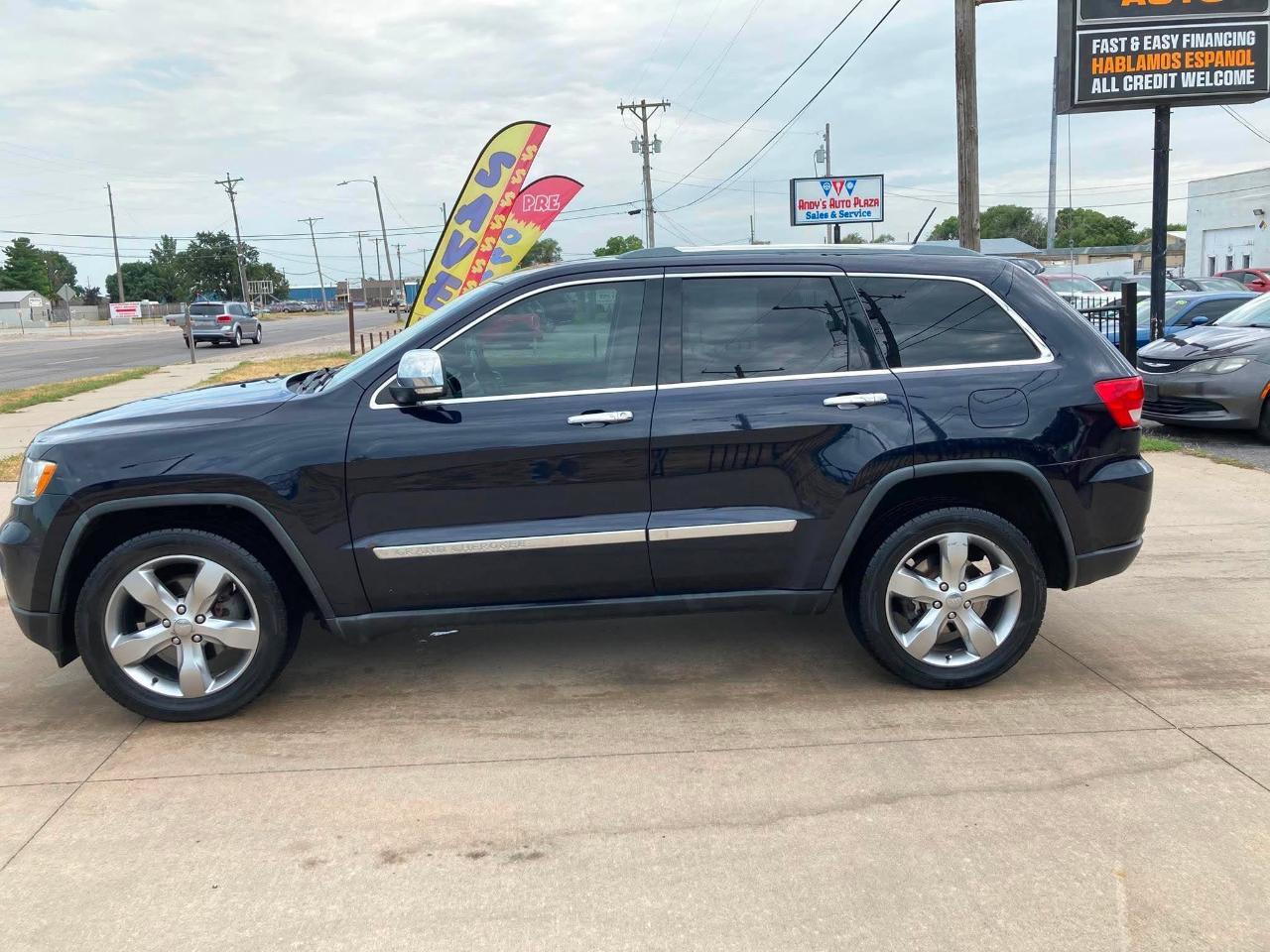 Jeep Grand Cherokee Limited 2WD 2011