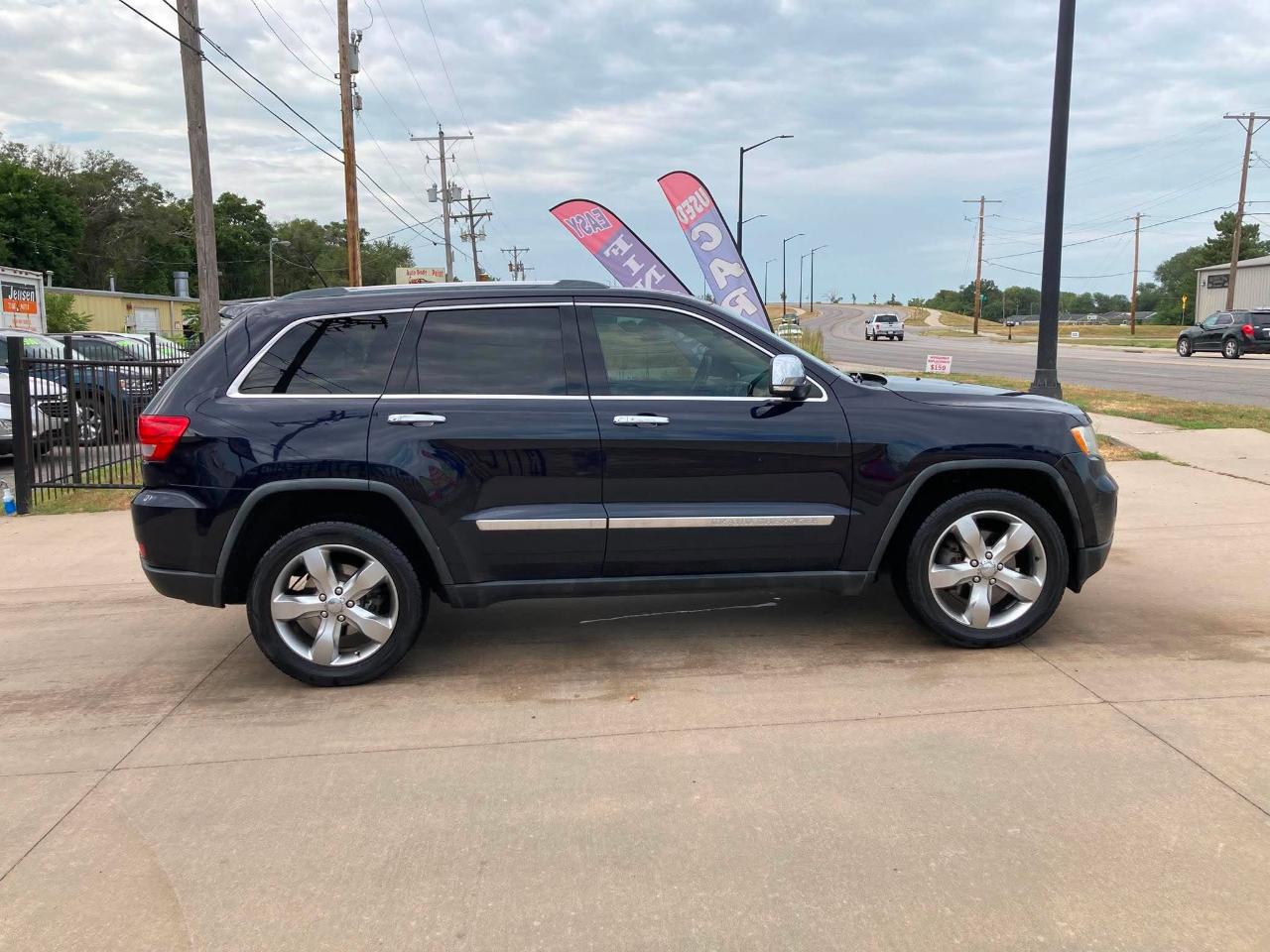 Jeep Grand Cherokee Limited 2WD 2011