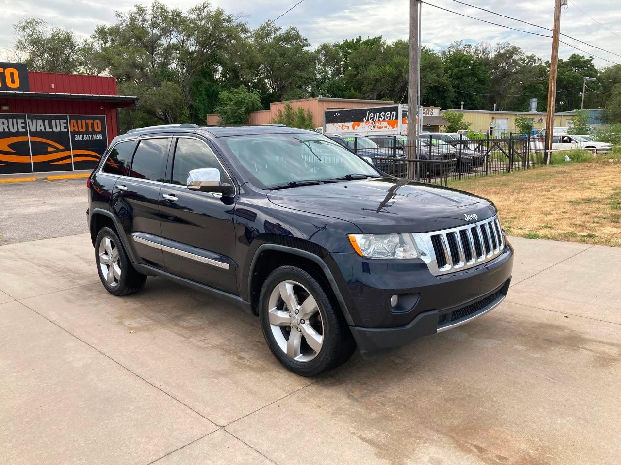 Jeep Grand Cherokee Limited 2WD 2011