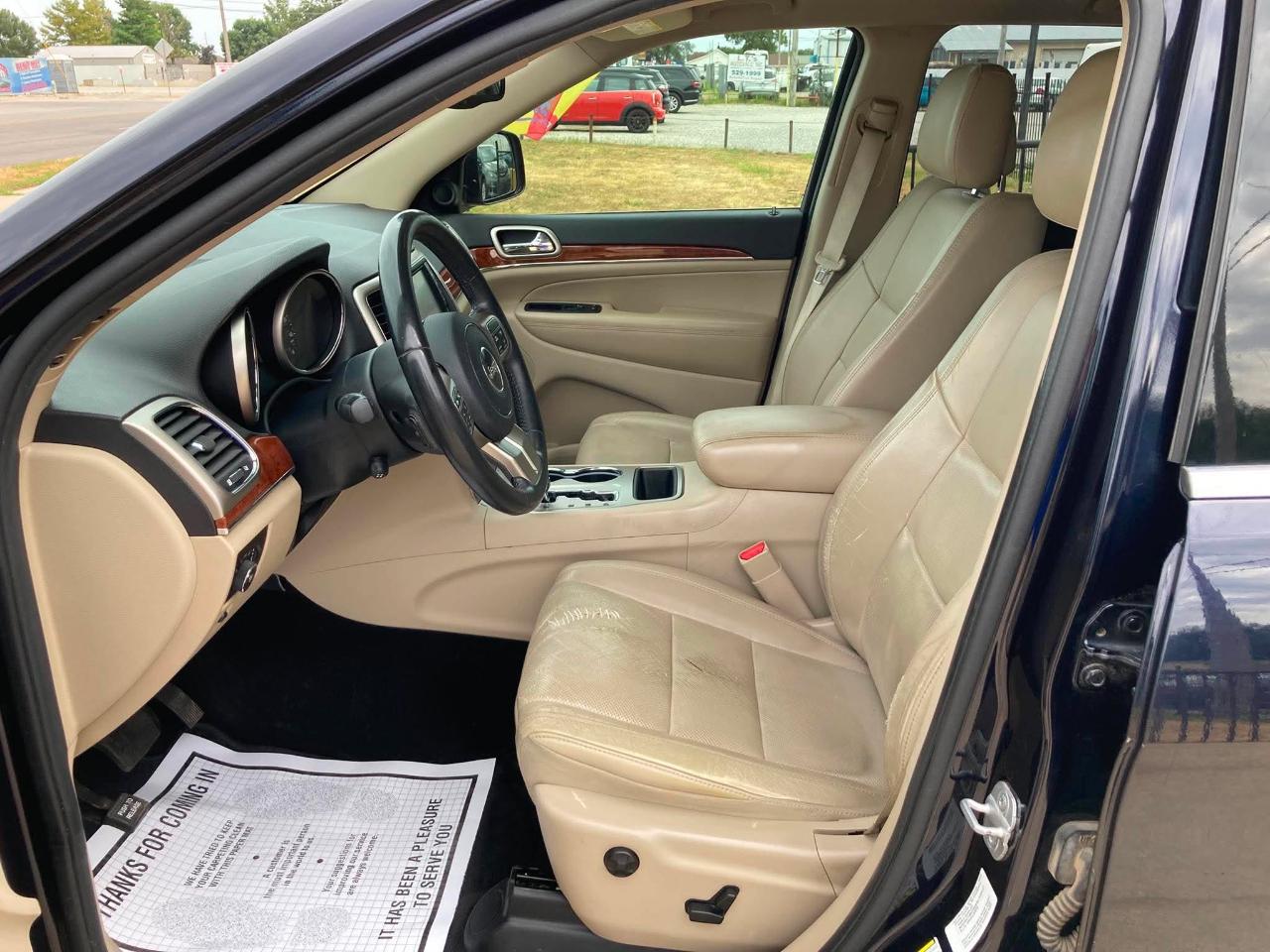 Jeep Grand Cherokee Limited 2WD 2011