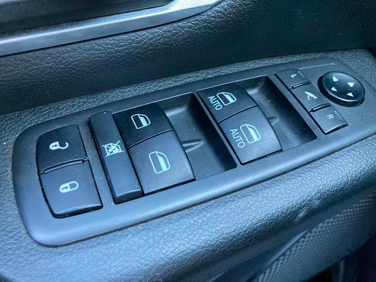 RAM 1500 Big Horn Crew Cab SWB 2WD 2019
