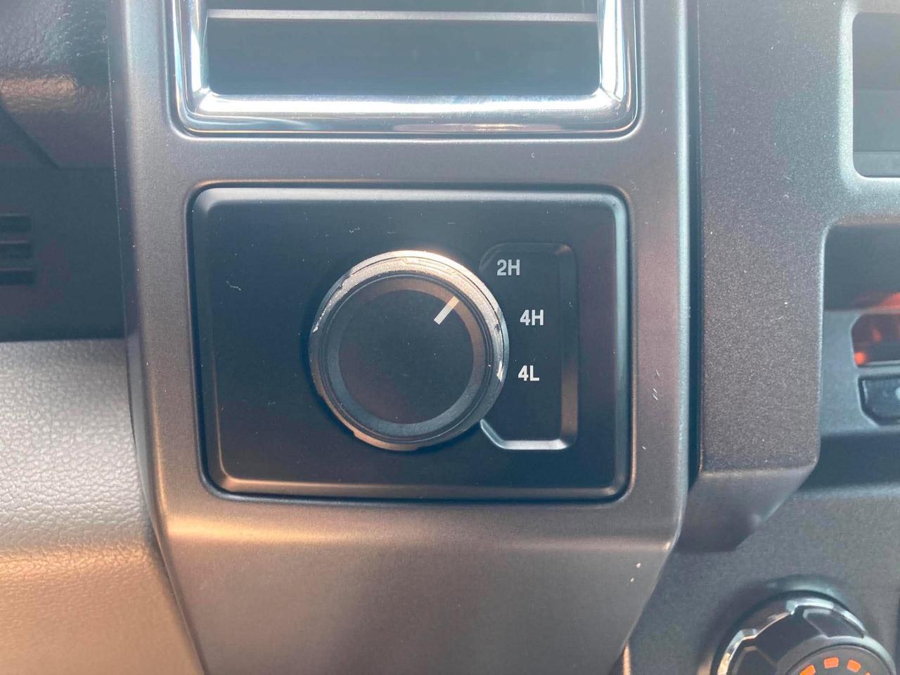 Ford F-150 Lariat SuperCrew 6.5-ft. Bed 4WD 2017
