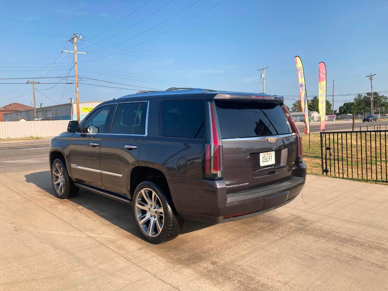 Cadillac Escalade Premium 4WD 2015