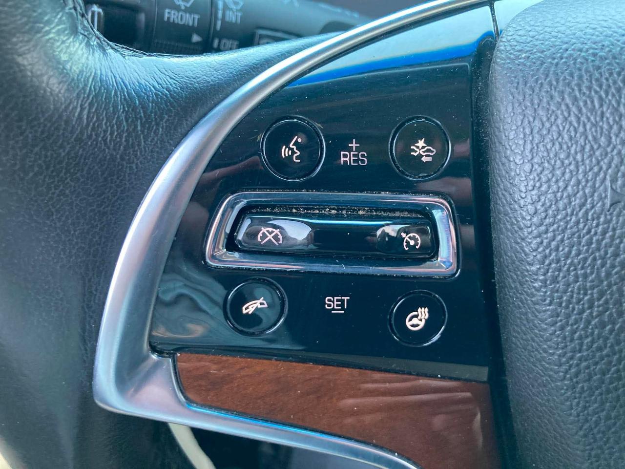 Cadillac Escalade Premium 4WD 2015