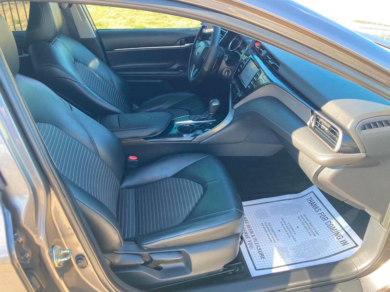 Toyota Camry XLE 2019