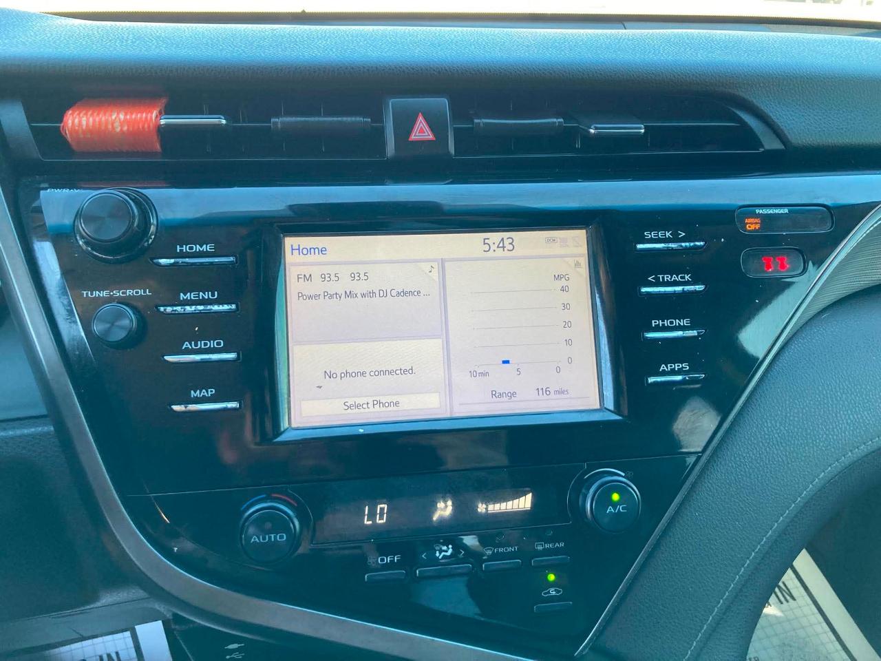 Toyota Camry XLE 2019