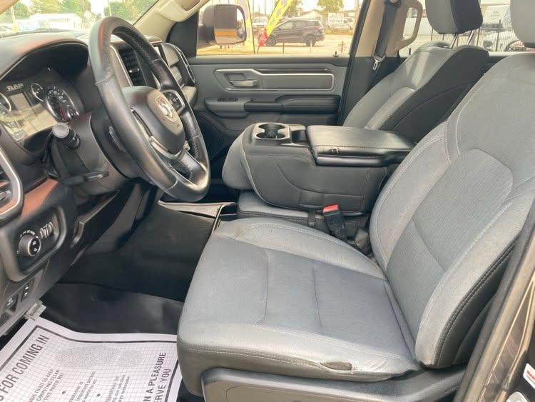 RAM 1500 Big Horn Crew Cab SWB 4WD 2019