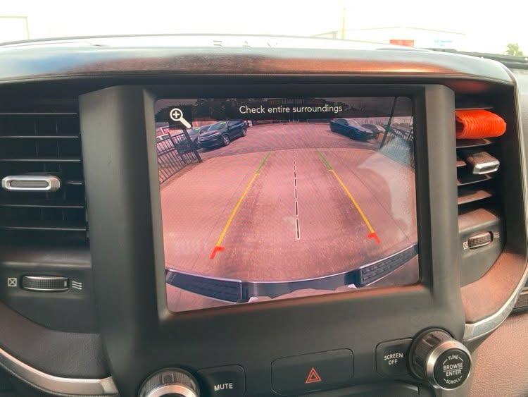 RAM 1500 Big Horn Crew Cab SWB 4WD 2019