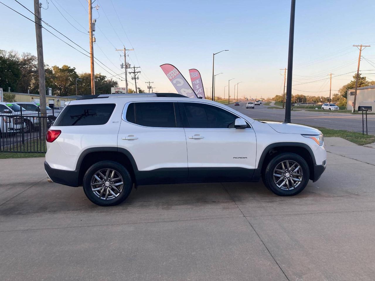 GMC Acadia SLT-1 FWD 2017