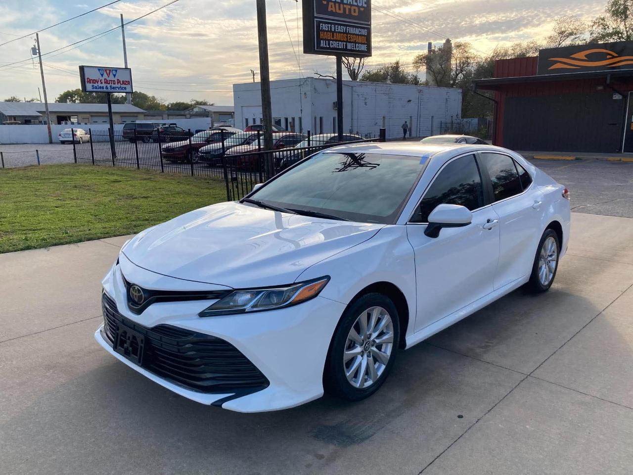 Toyota Camry XLE 2019