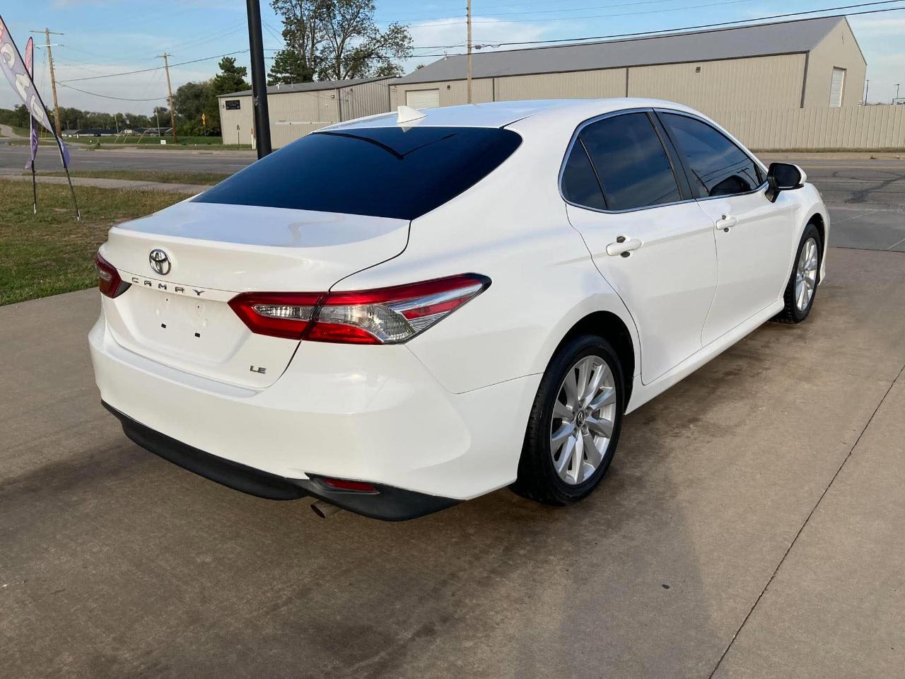Toyota Camry XLE 2019