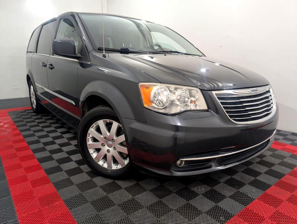 2014 Chrysler Town & Country Touring