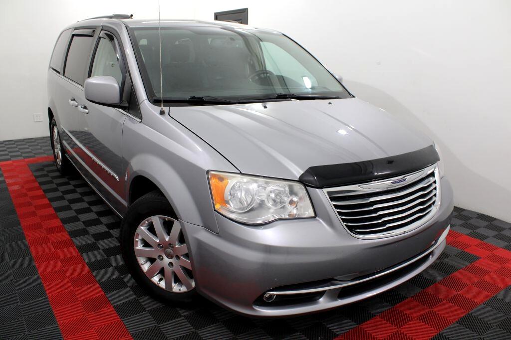 2016 Chrysler Town & Country