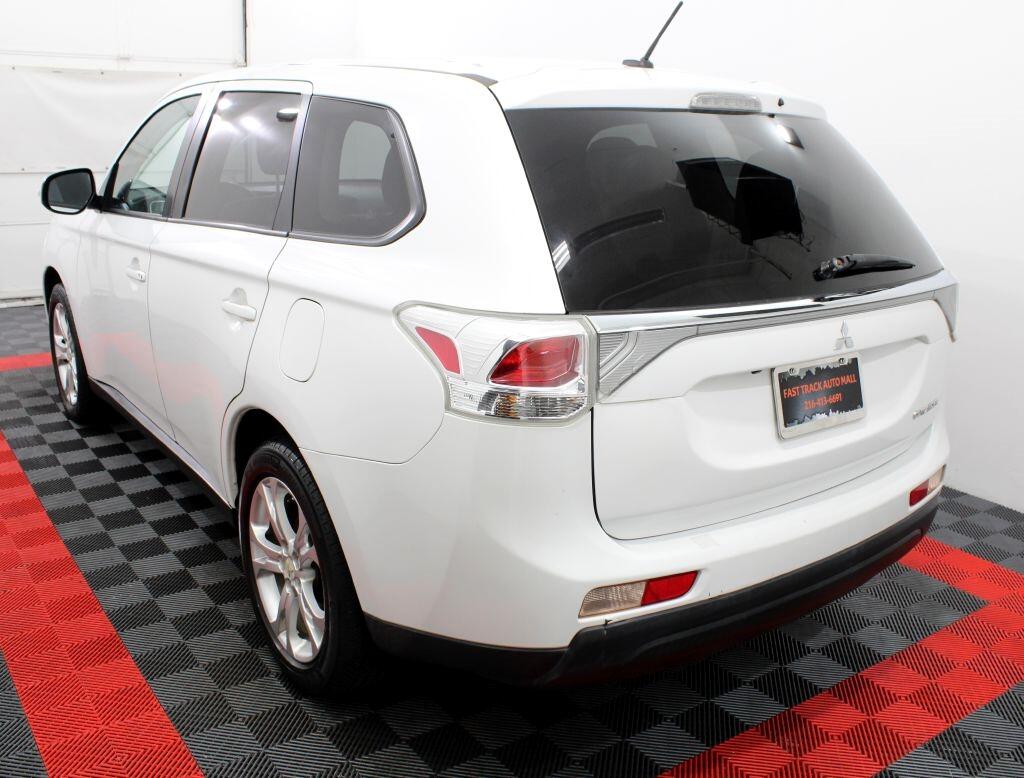 Mitsubishi Outlander SE S-AWC 2014