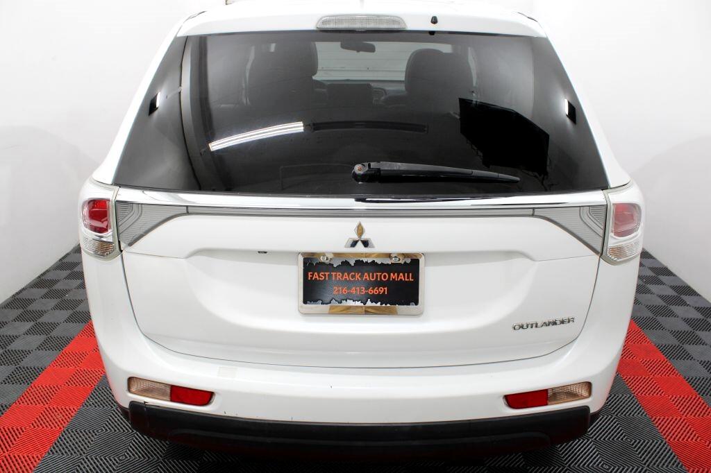Mitsubishi Outlander SE S-AWC 2014