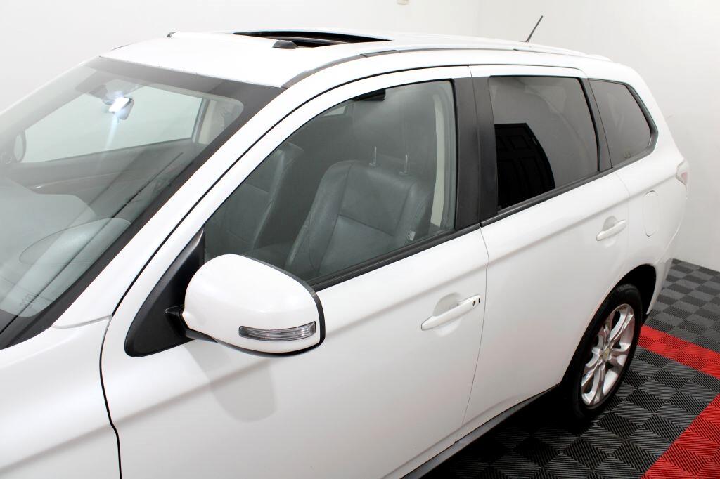 Mitsubishi Outlander SE S-AWC 2014