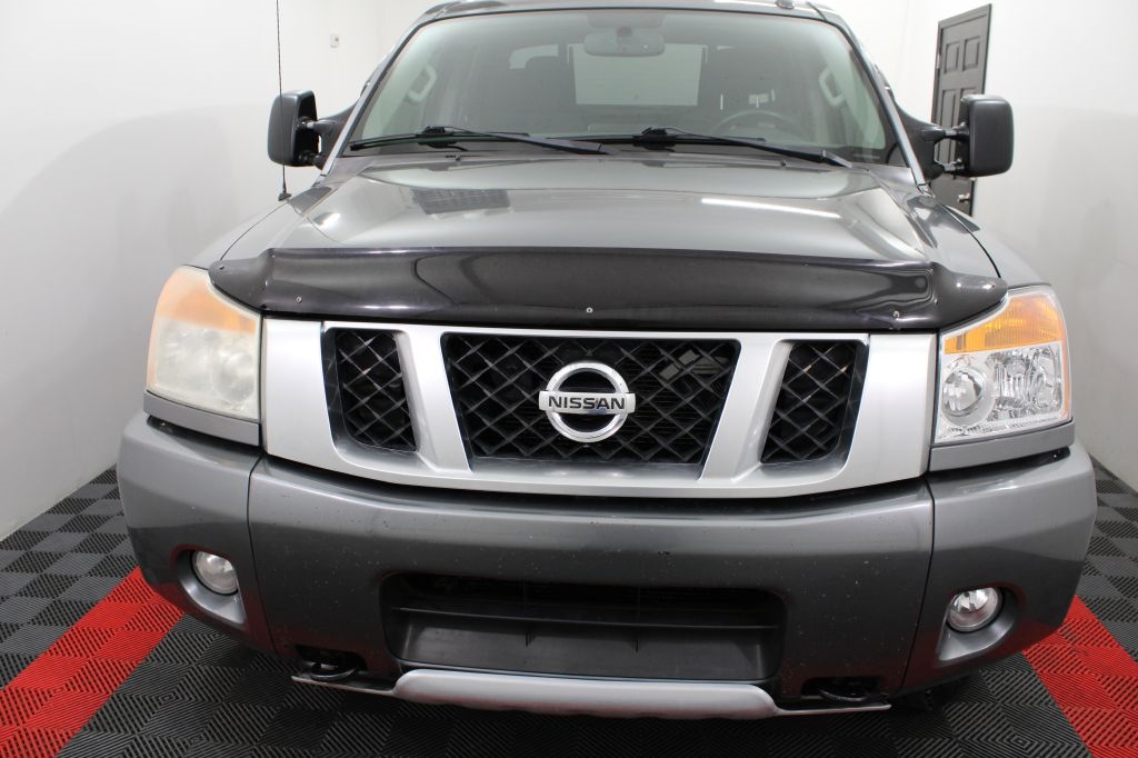Nissan Titan PRO-4X Crew Cab 4WD SWB 2014