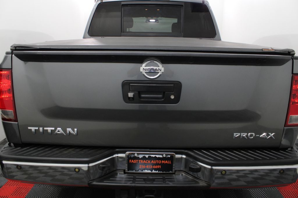 Nissan Titan PRO-4X Crew Cab 4WD SWB 2014