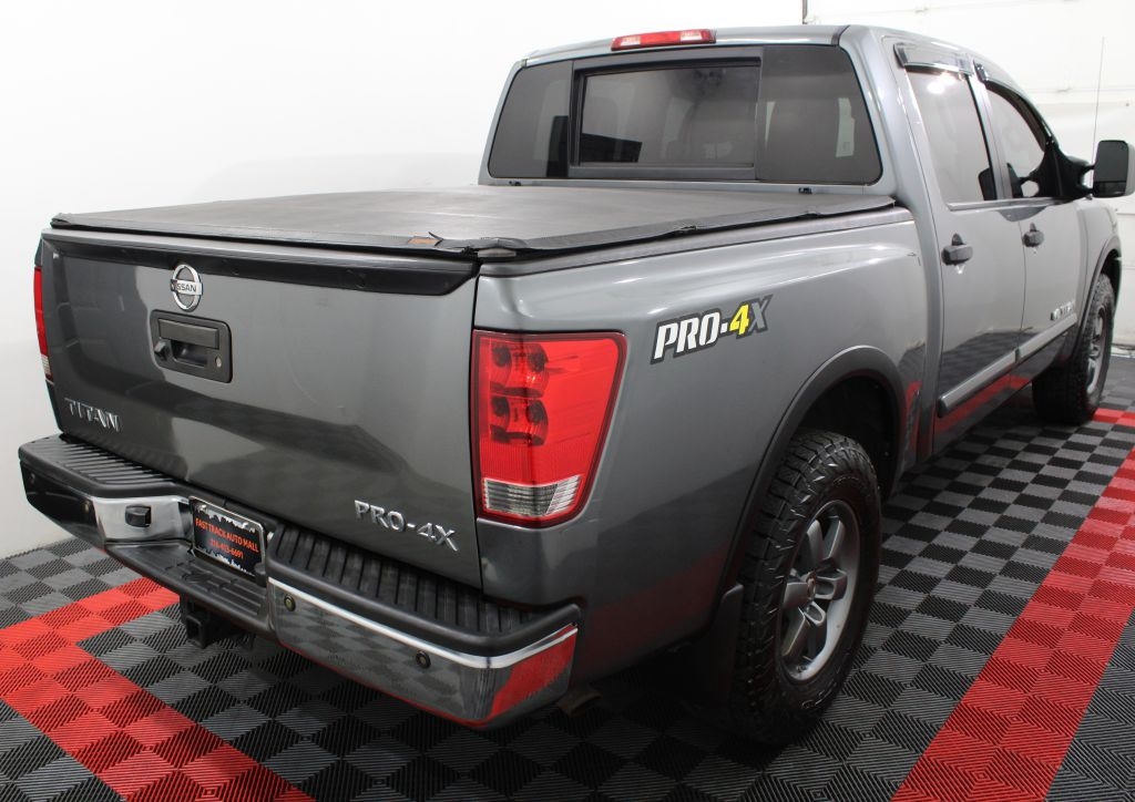 Nissan Titan PRO-4X Crew Cab 4WD SWB 2014