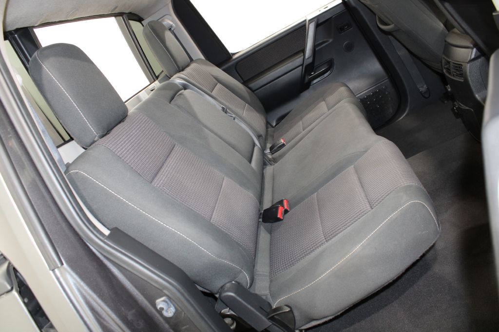 Nissan Titan PRO-4X Crew Cab 4WD SWB 2014