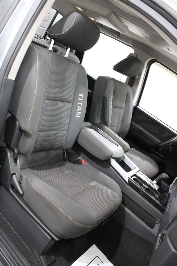 Nissan Titan PRO-4X Crew Cab 4WD SWB 2014