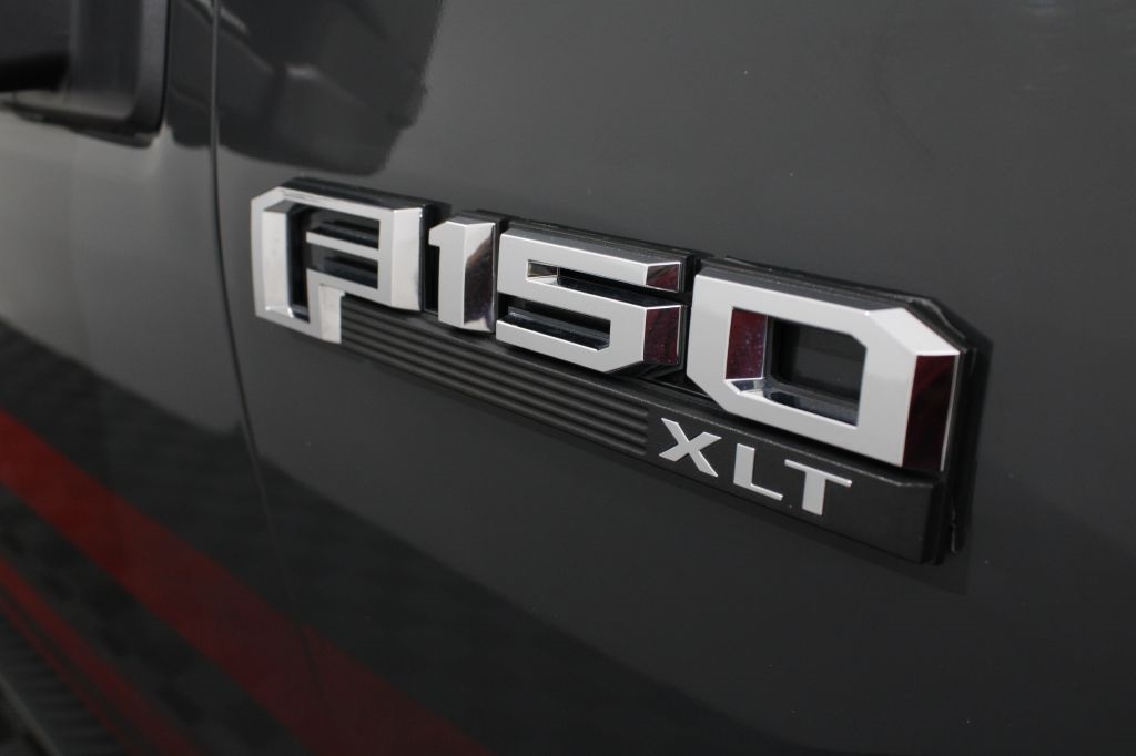 2016 Ford F-150 XL photo 4