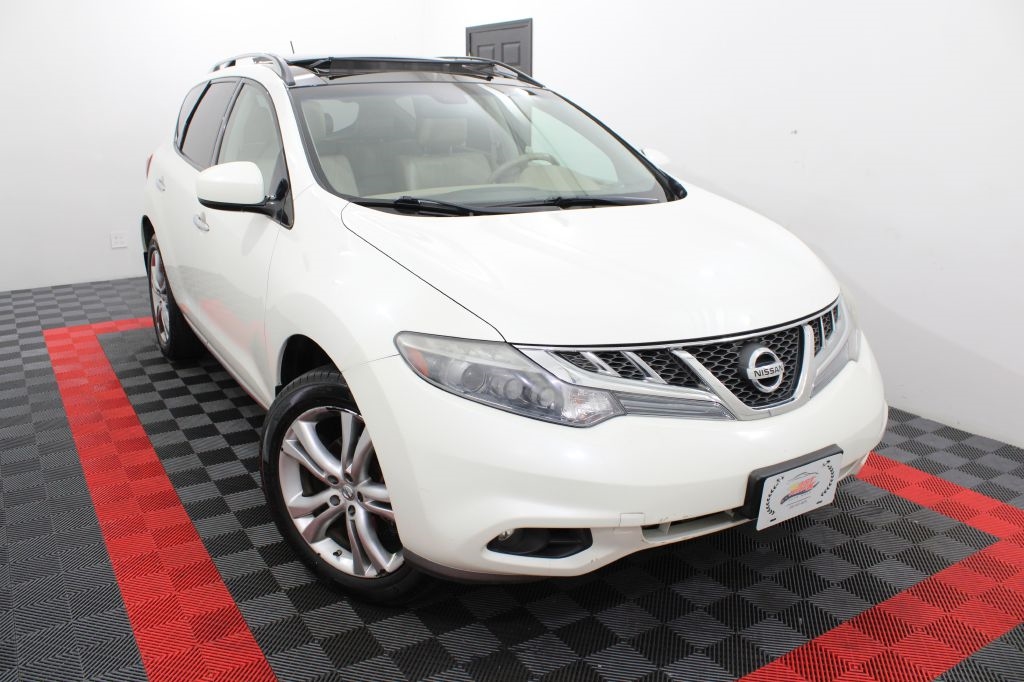 Nissan Murano S AWD 2011
