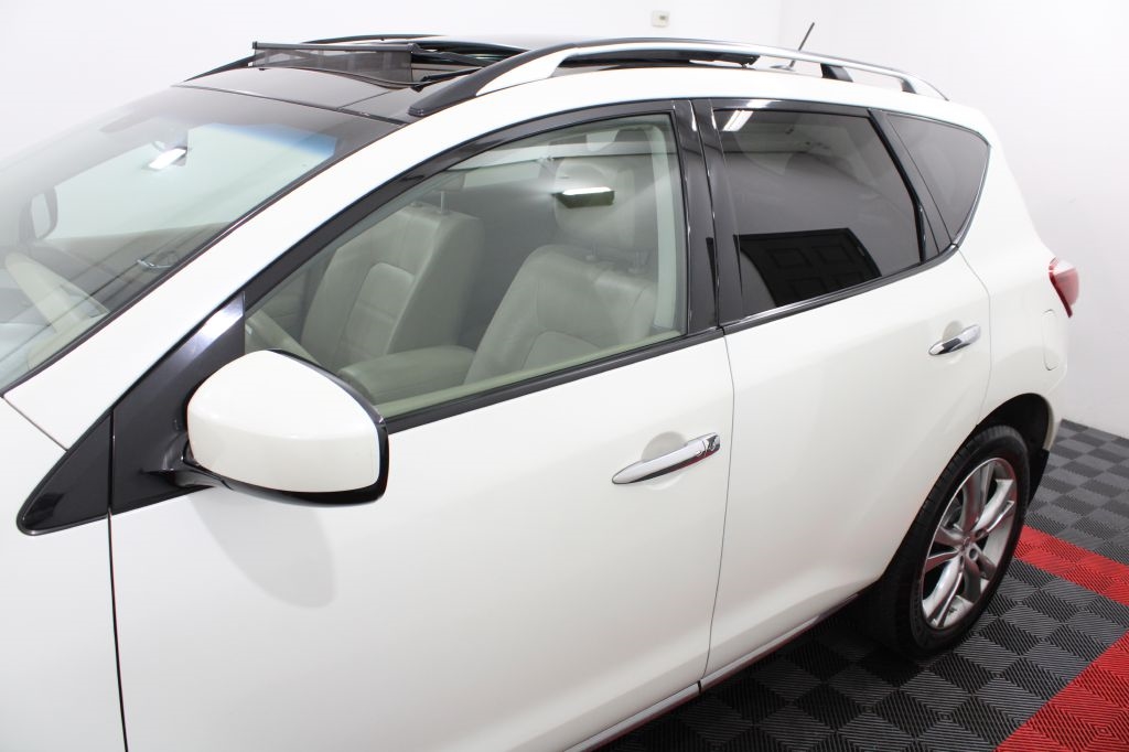 Nissan Murano S AWD 2011