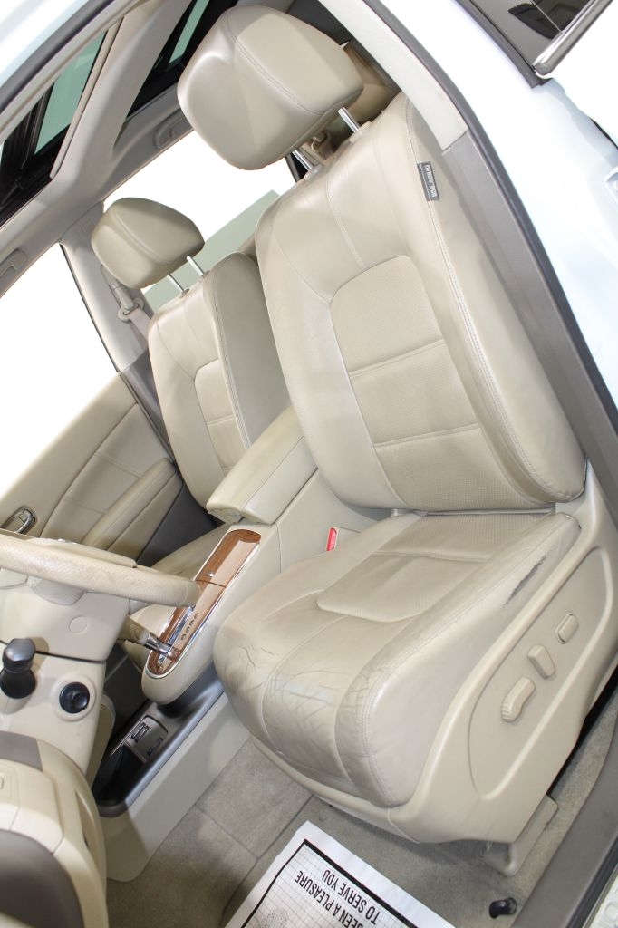 Nissan Murano S AWD 2011