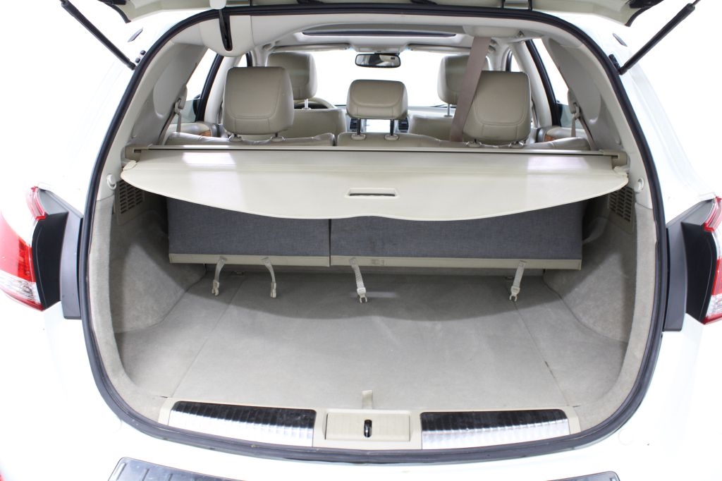Nissan Murano S AWD 2011