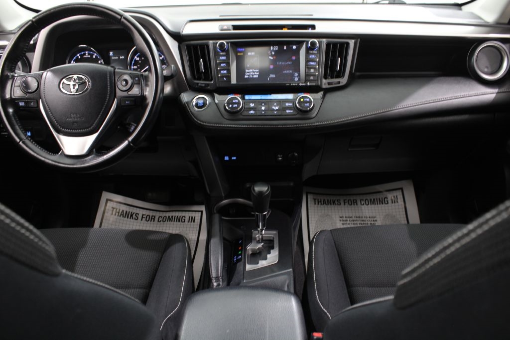 Toyota RAV4 XLE AWD 2016