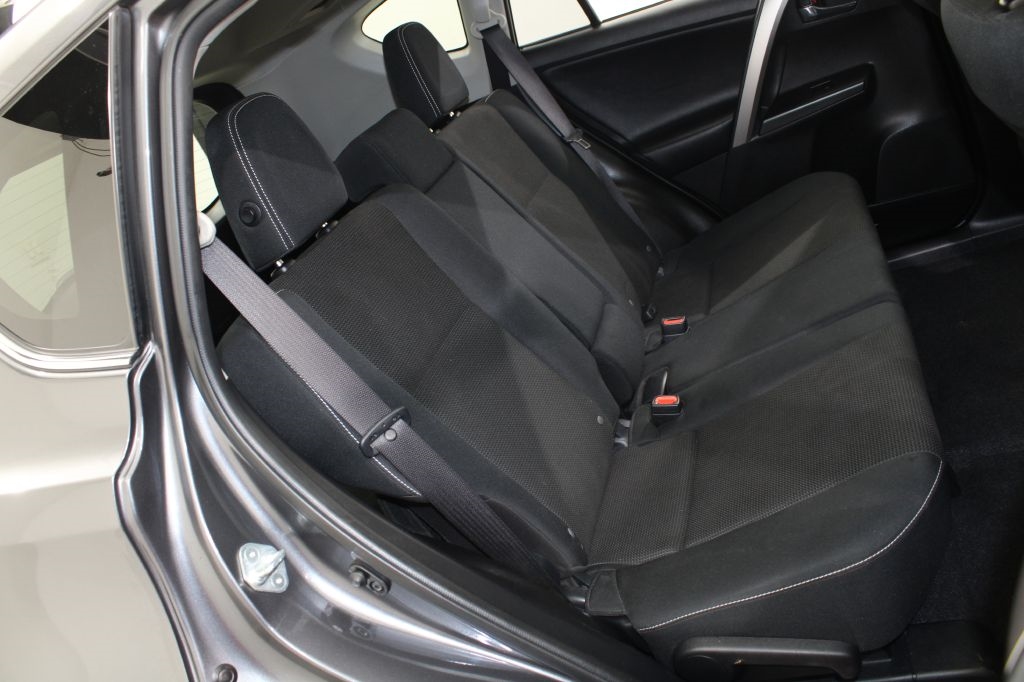 Toyota RAV4 XLE AWD 2016