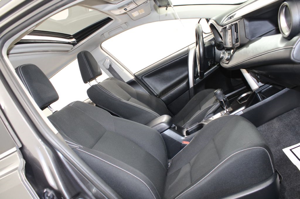 Toyota RAV4 XLE AWD 2016