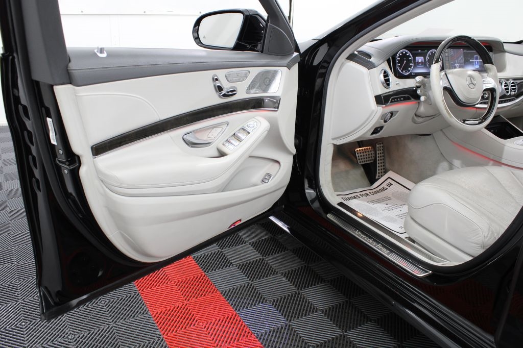Mercedes-Benz S-Class S550 4MATIC 2016