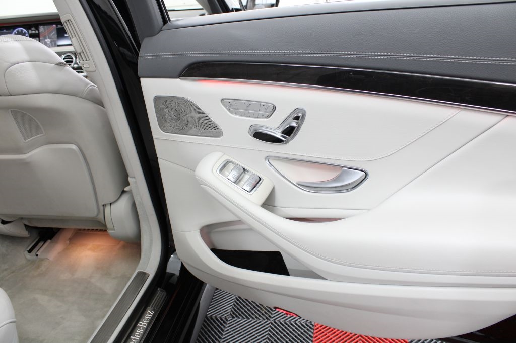 Mercedes-Benz S-Class S550 4MATIC 2016