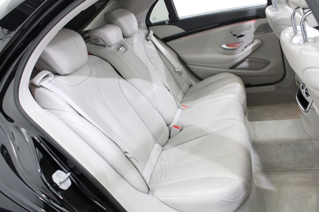 Mercedes-Benz S-Class S550 4MATIC 2016