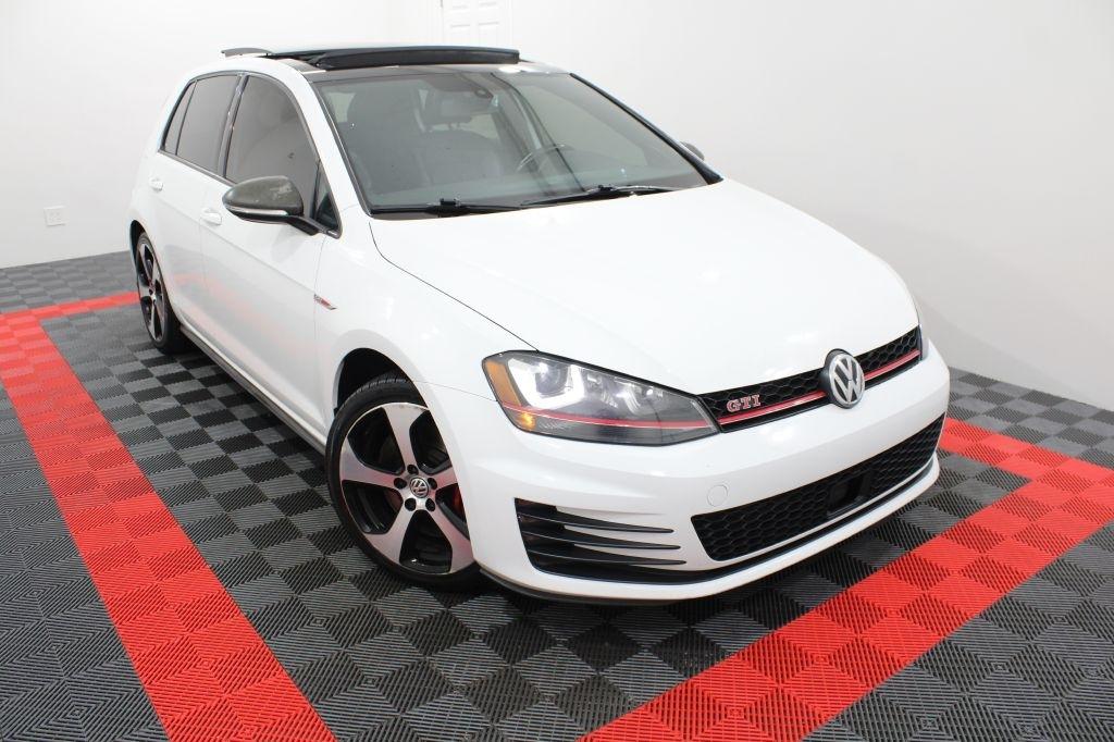2017 Volkswagen Golf GTI S 6M 4-Door