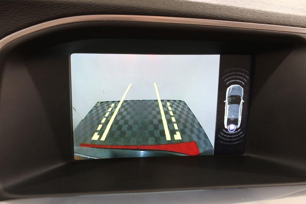 Volvo S60 photo 31