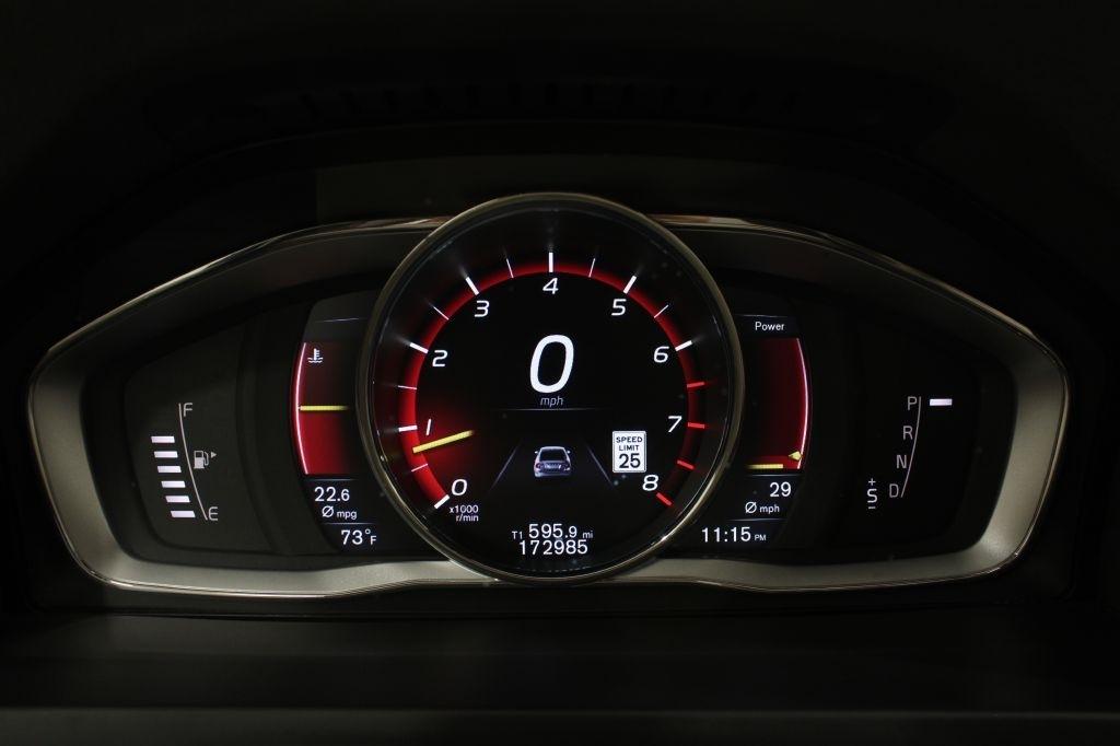 Volvo S60 photo 42